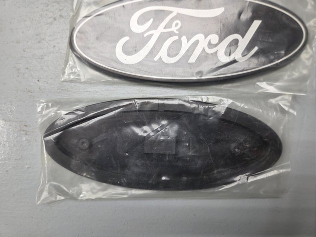 Image for 92100 FORD PUTCO EMBLEM KIT