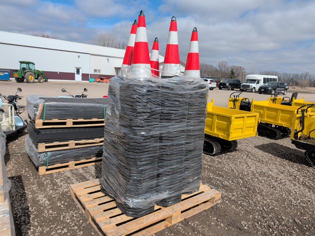 Image for APPROX 250 SAFETY CONES