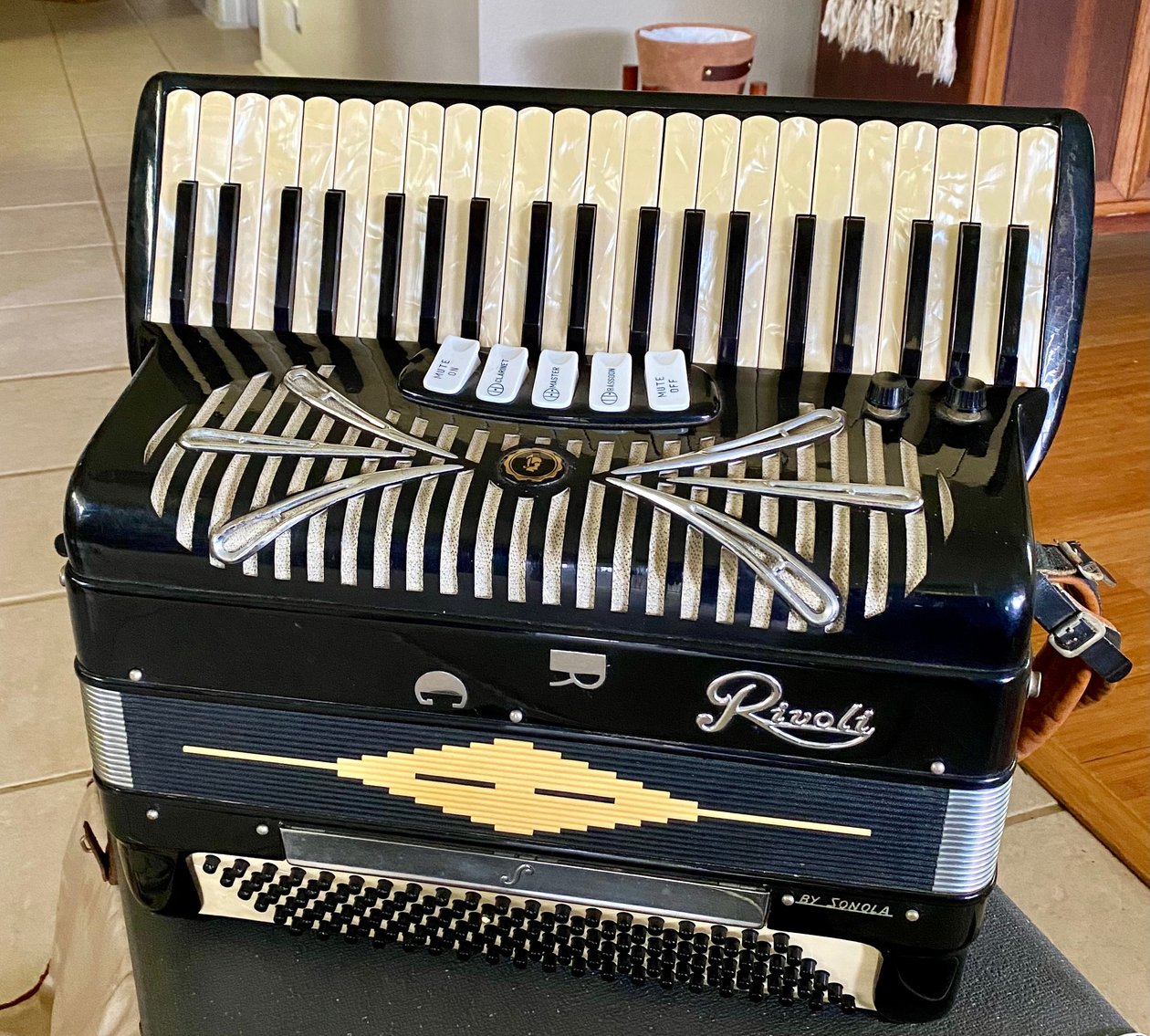 Image for 04/21 Pai Street (KAUAI) Collaborated Personal Property Auction