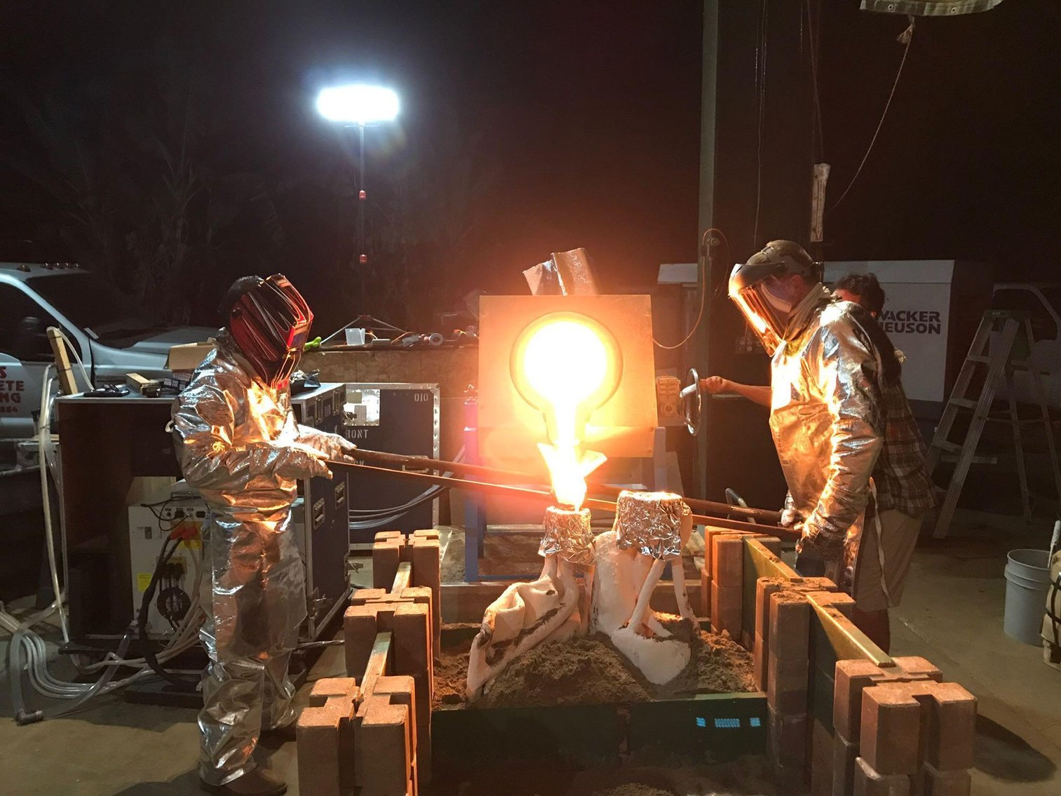 Image for Art Foundry Kapaia (Kauai) Collaborated Liquidation Auction 01/11