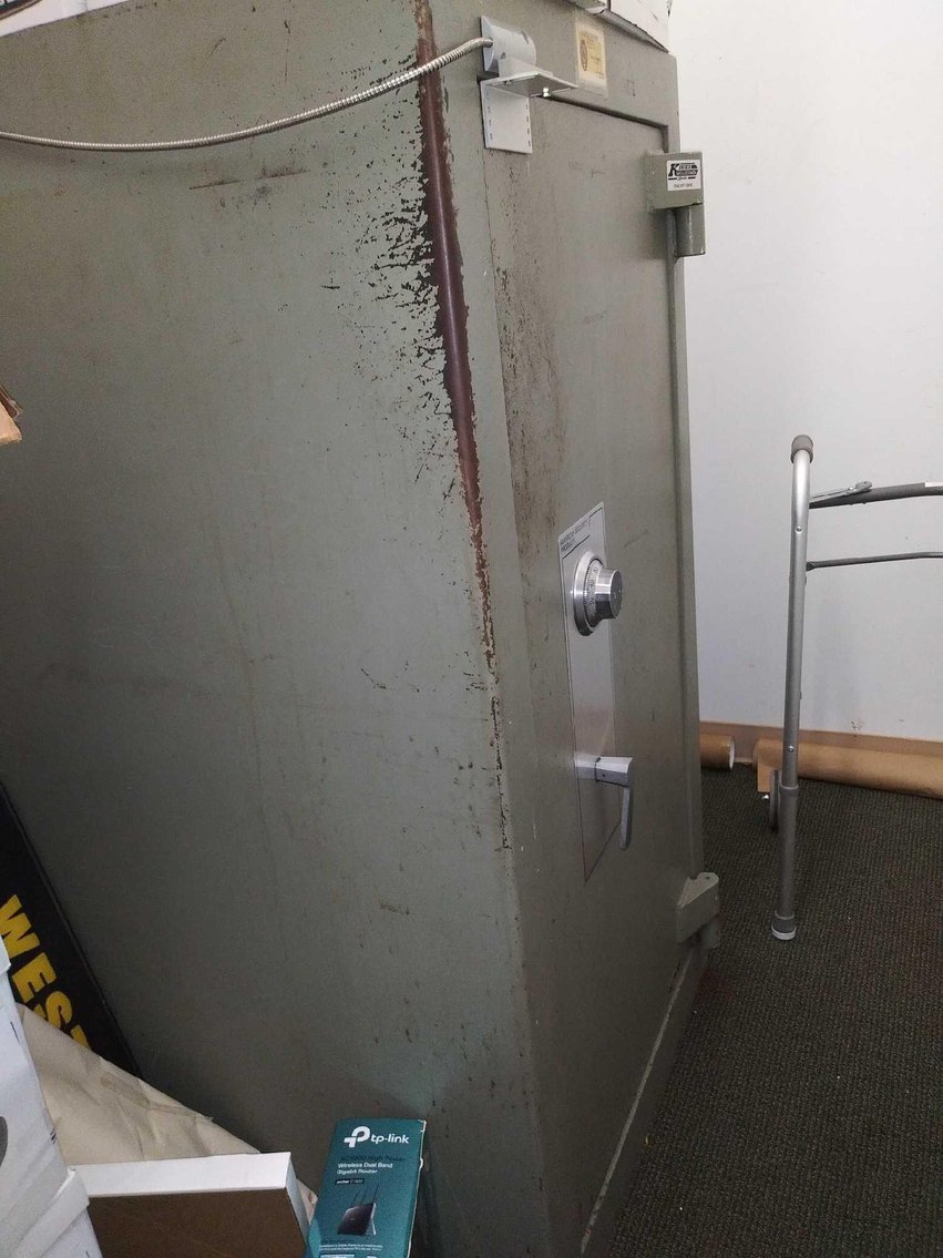 Image for Hilo Business (HAWAII ISLAND) Collaborated Auction 02/08