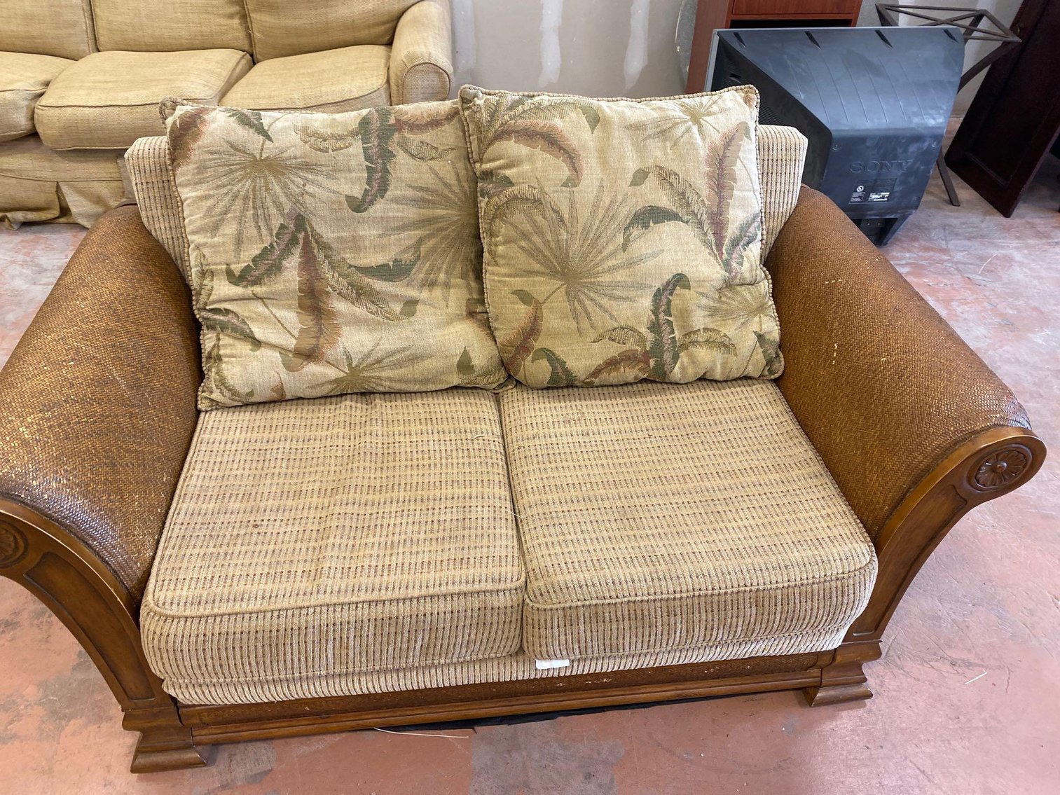 Image for Kapaa (KAUAI) Collaborated Personal Property Auction 05/02