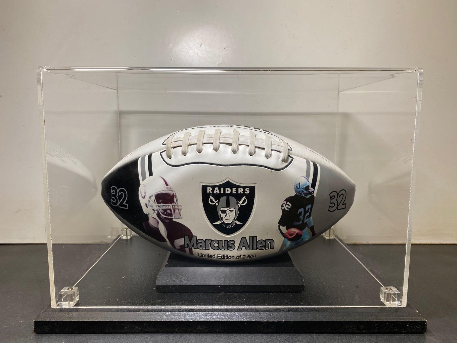 Image for Raiders Football, Other Sports and Hollywood Memorabilia Auction 5/24