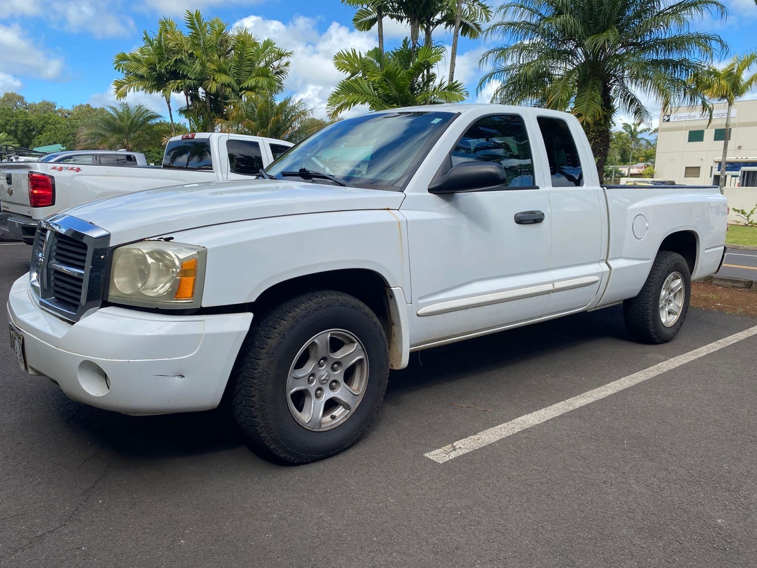 Image for 08/30 Puhi (KAUAI) Fixtures, Tools, Personal Property and More!