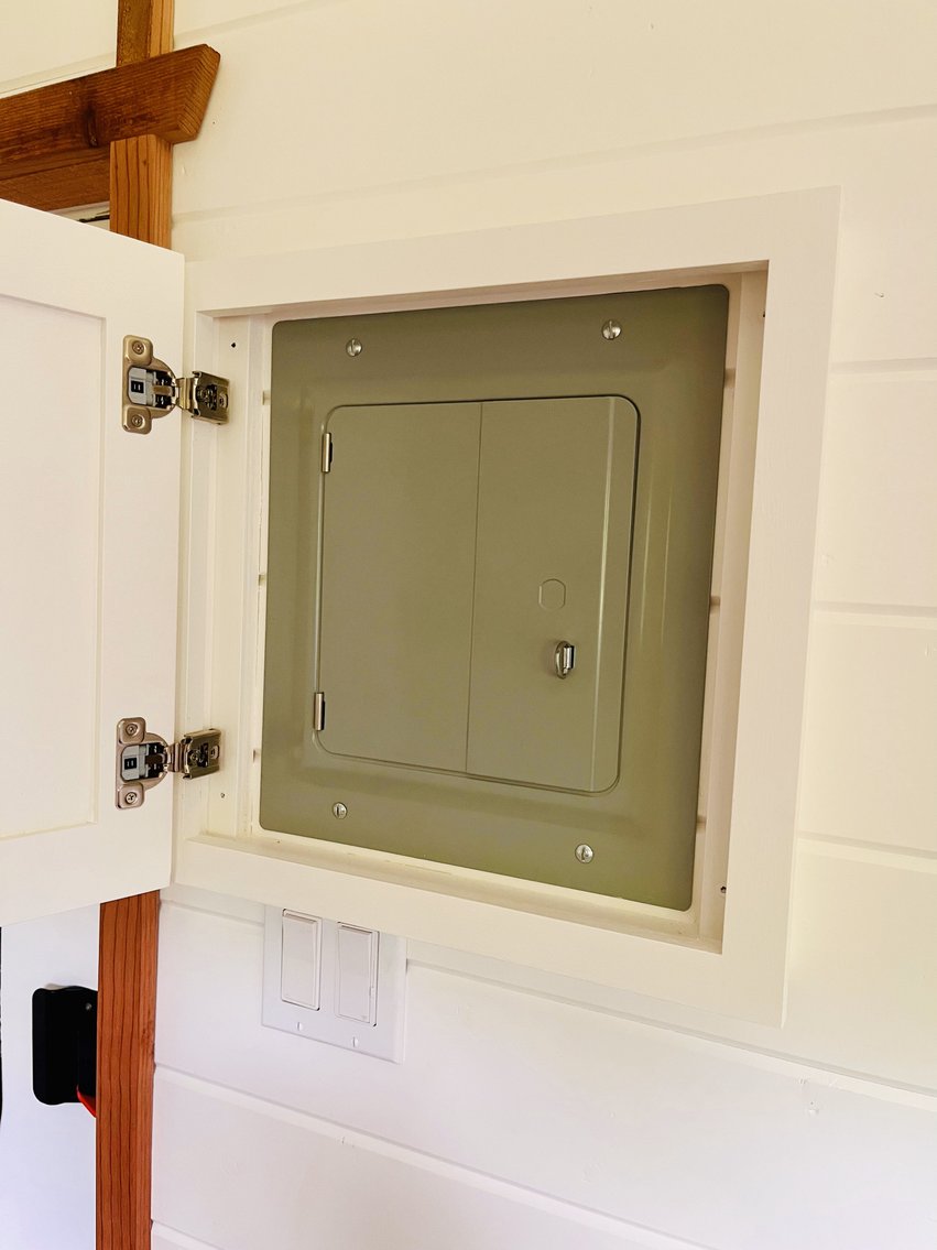 Image for Sealed Bid Auction: Luxurious Custom Trailer Home