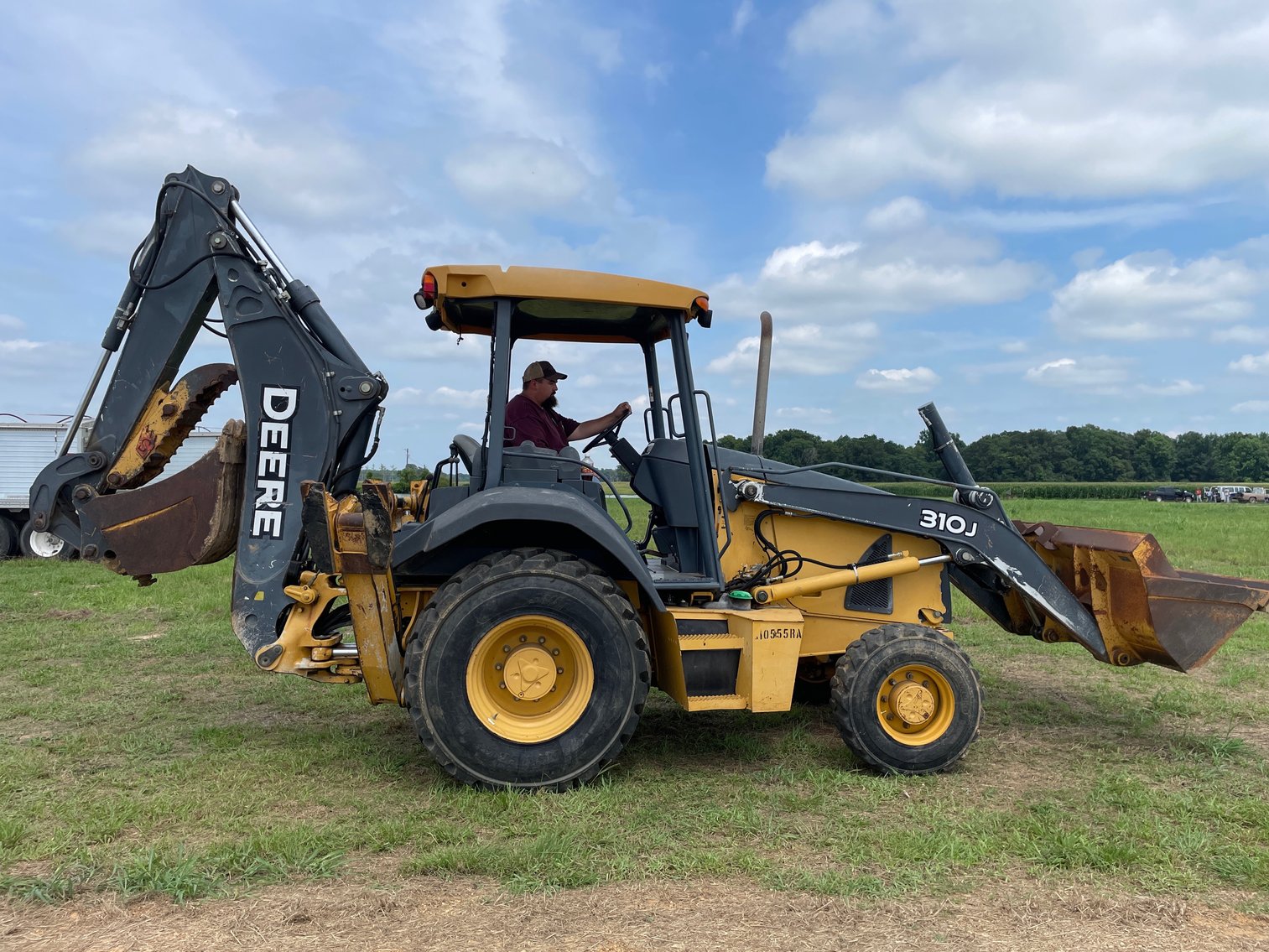 Image for Summer Farm Equipment Auction Onsite and Online June 15th 9:00 AM CT!