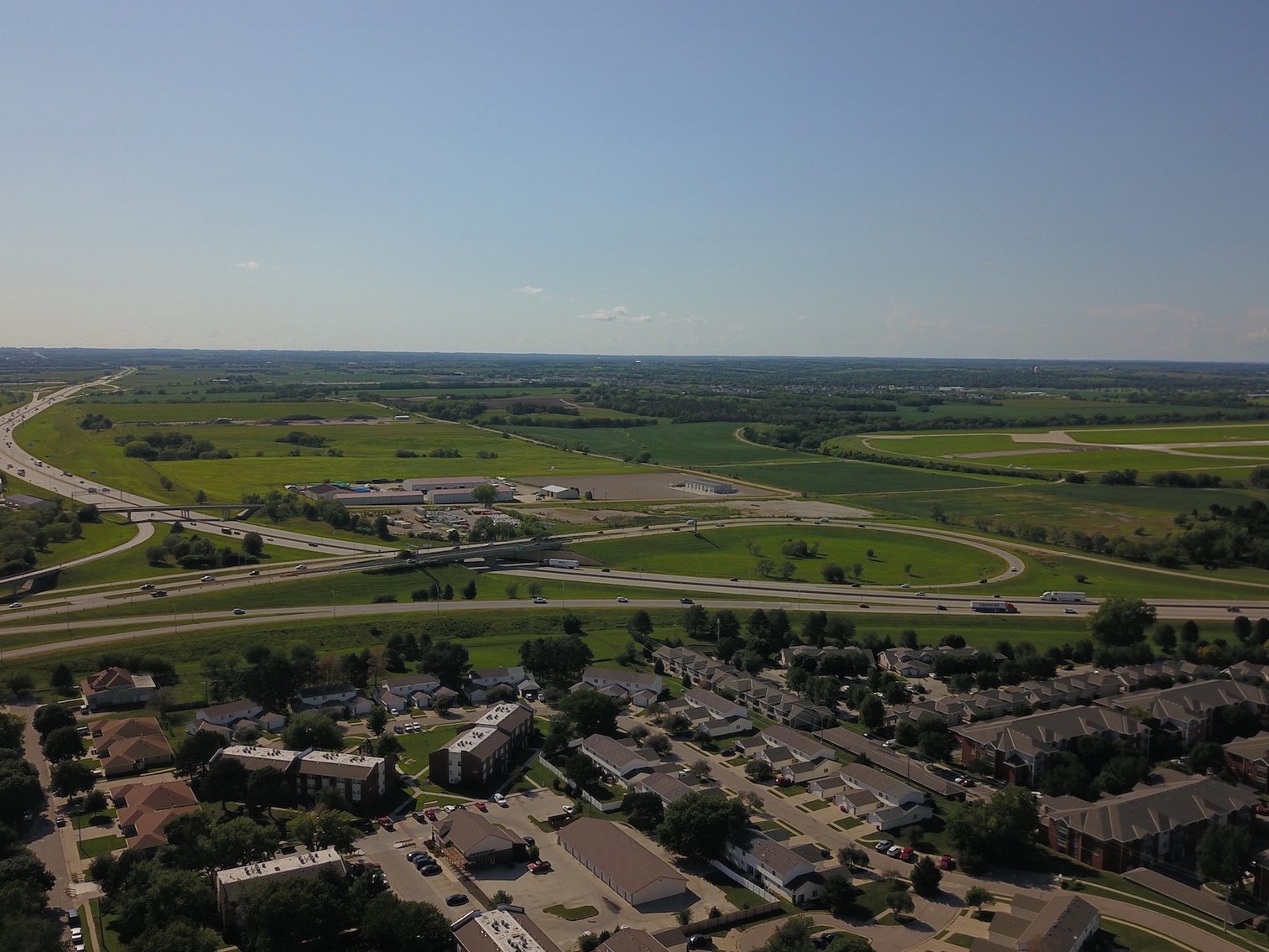 Image for TREMENDOUS HIGH VISIBILITY COMMERCIAL PROPERTY NO RESERVE LIVE AUCTION