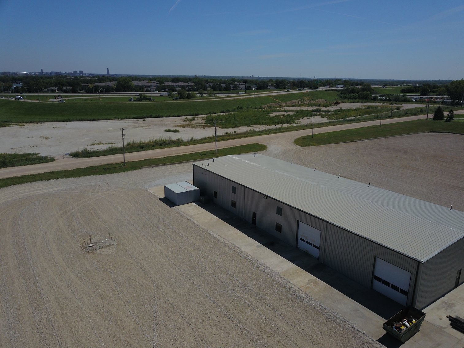 Image for TREMENDOUS HIGH VISIBILITY COMMERCIAL PROPERTY NO RESERVE LIVE AUCTION