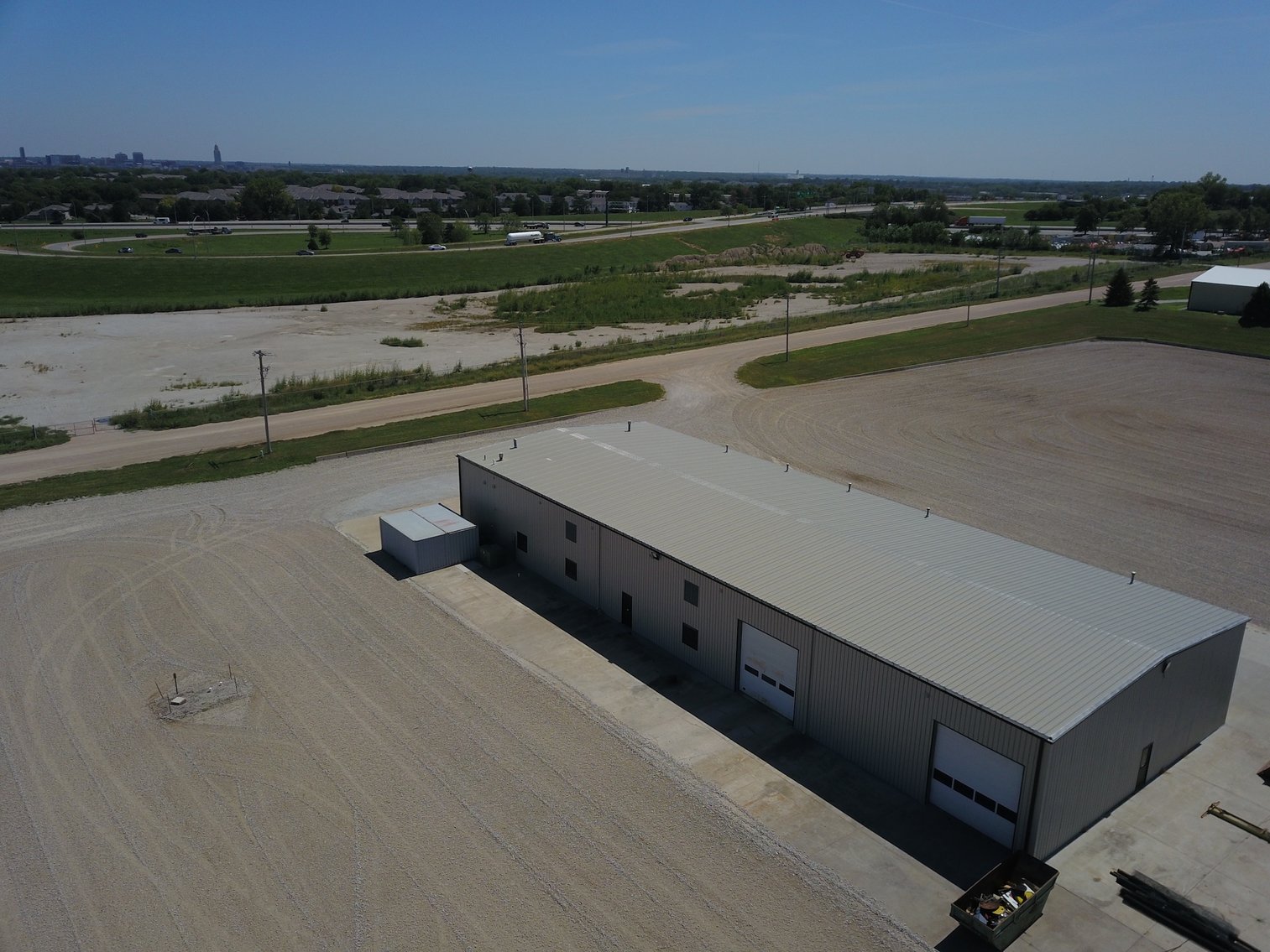 Image for TREMENDOUS HIGH VISIBILITY COMMERCIAL PROPERTY NO RESERVE LIVE AUCTION