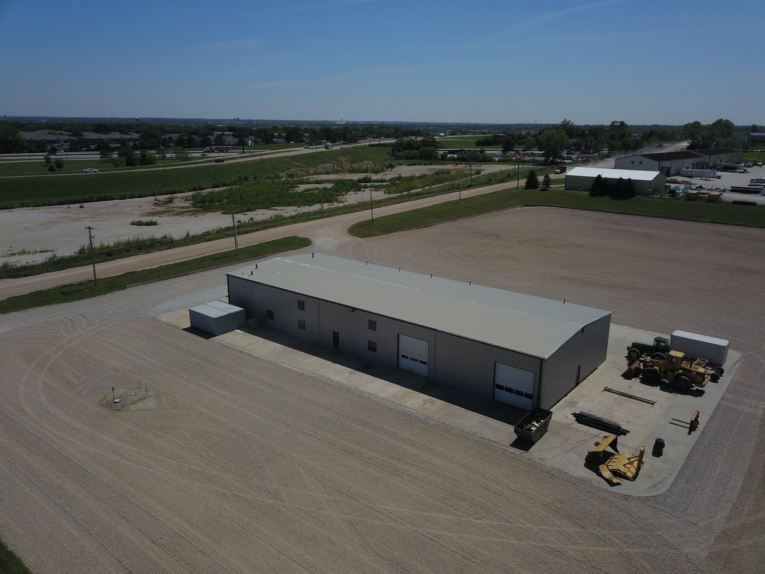 Image for TREMENDOUS HIGH VISIBILITY COMMERCIAL PROPERTY NO RESERVE LIVE AUCTION