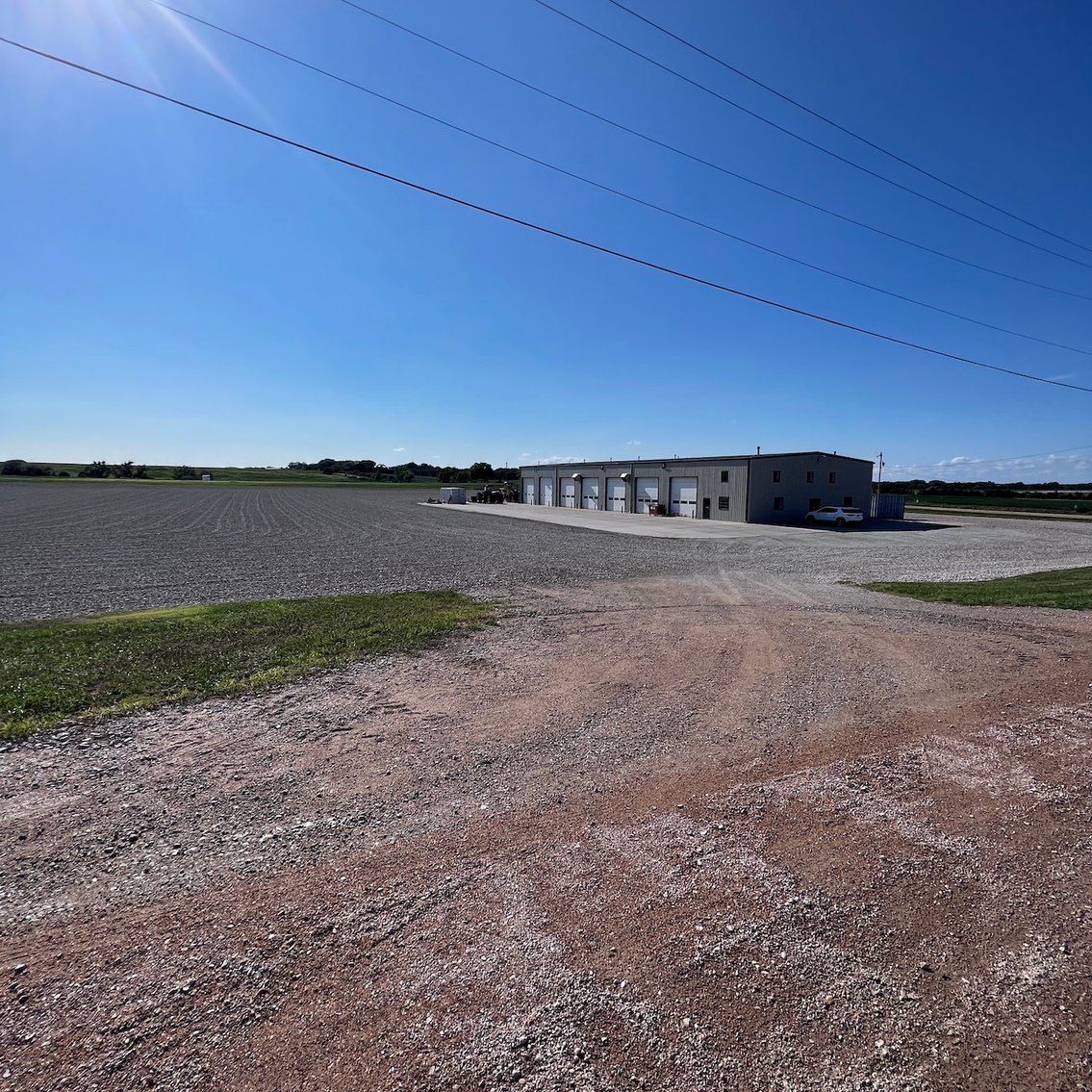 Image for TREMENDOUS HIGH VISIBILITY COMMERCIAL PROPERTY NO RESERVE LIVE AUCTION