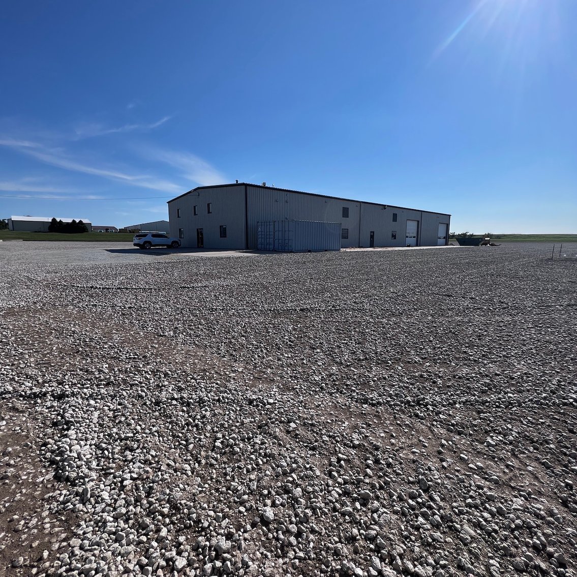 Image for TREMENDOUS HIGH VISIBILITY COMMERCIAL PROPERTY NO RESERVE LIVE AUCTION