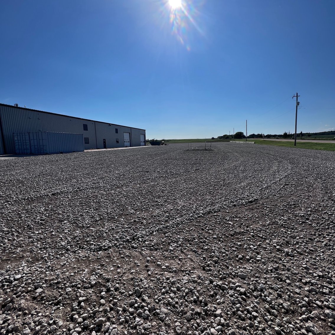 Image for TREMENDOUS HIGH VISIBILITY COMMERCIAL PROPERTY NO RESERVE LIVE AUCTION