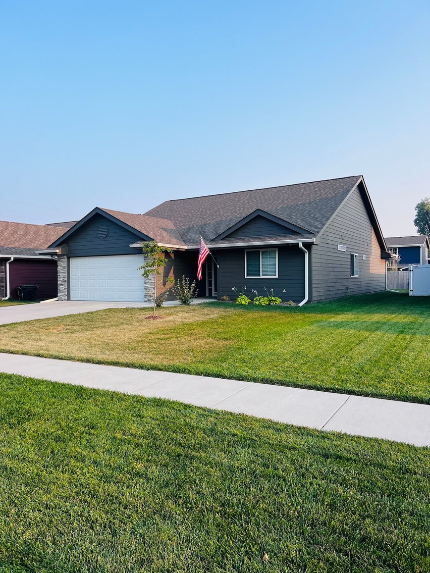 Image for SUPER CLEAN 3 BEDROOM RANCH HOME LIVE AUCTION