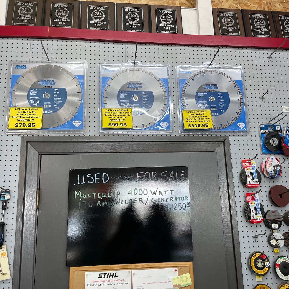 Image for LINE #2-PHILLIPS BROS UNLOTTED LIVE AUCTION LINE