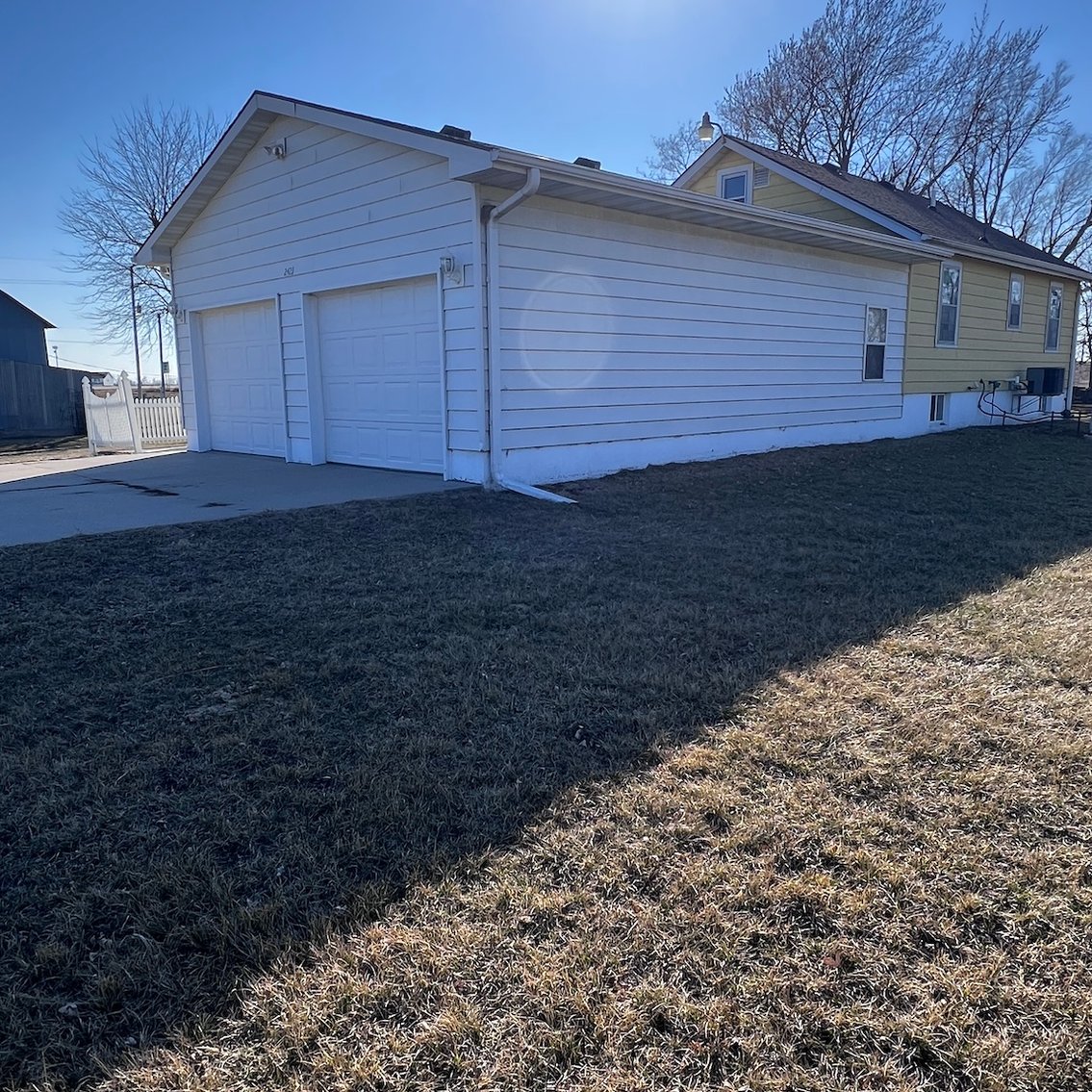 Image for No Reserve Acreage Estate LIVE Auction Featuring Home and Outbuilding on 2.66 Acres near Fremont, NE