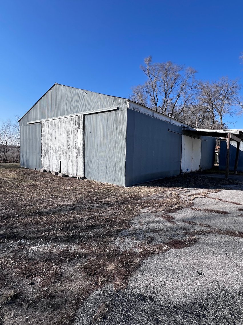 Image for No Reserve Acreage Estate LIVE Auction Featuring Home and Outbuilding on 2.66 Acres near Fremont, NE