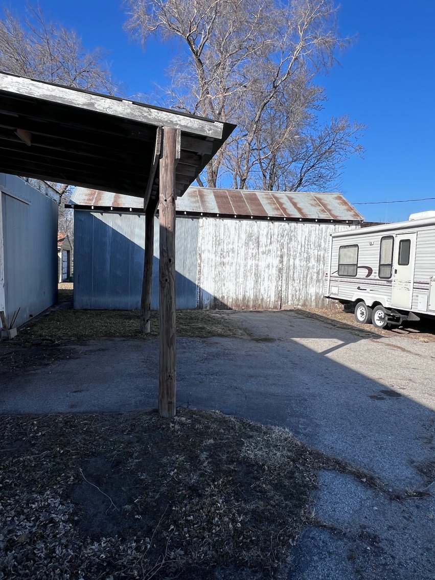 Image for No Reserve Acreage Estate LIVE Auction Featuring Home and Outbuilding on 2.66 Acres near Fremont, NE