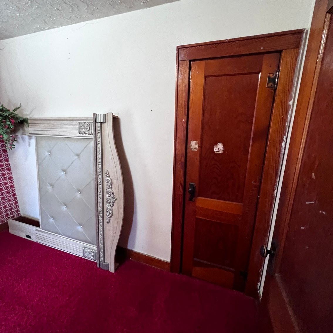 Image for No Reserve Acreage Estate LIVE Auction Featuring Home and Outbuilding on 2.66 Acres near Fremont, NE