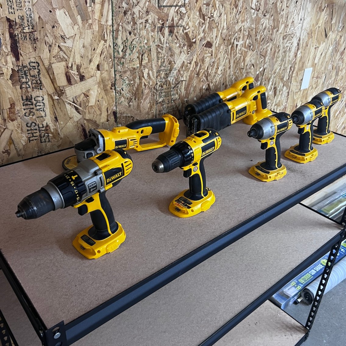 Image for LINE #2 - Truck Auction UNLOTTED Items