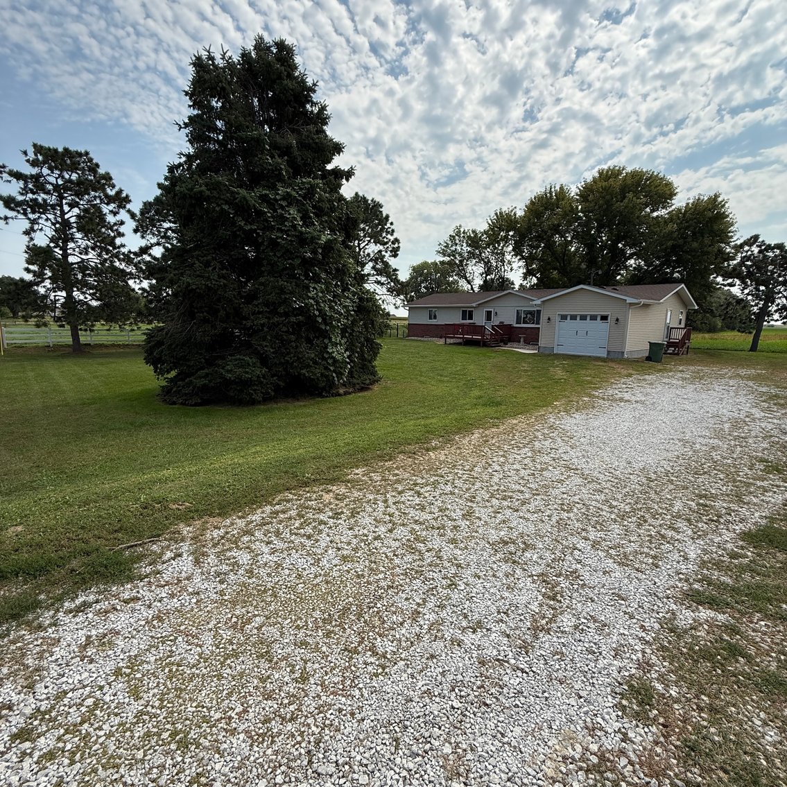 Image for Absolute Acreage Auction – 3.89 Acres with Remodeled Ranch Home,  Outbuilding & Pasture