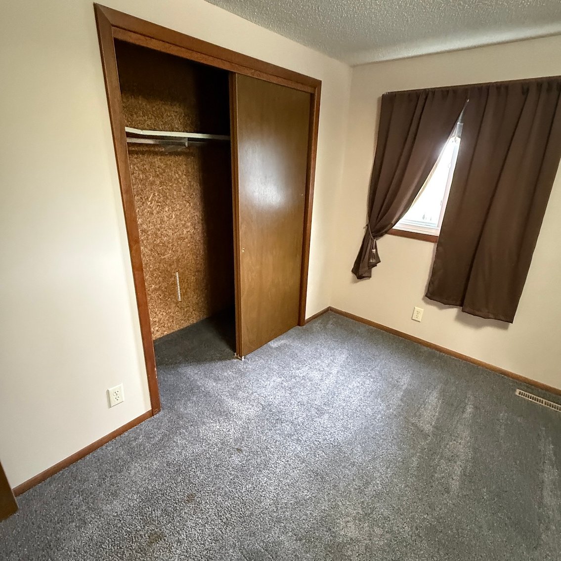 Image for Absolute Acreage Auction – 3.89 Acres with Remodeled Ranch Home,  Outbuilding & Pasture