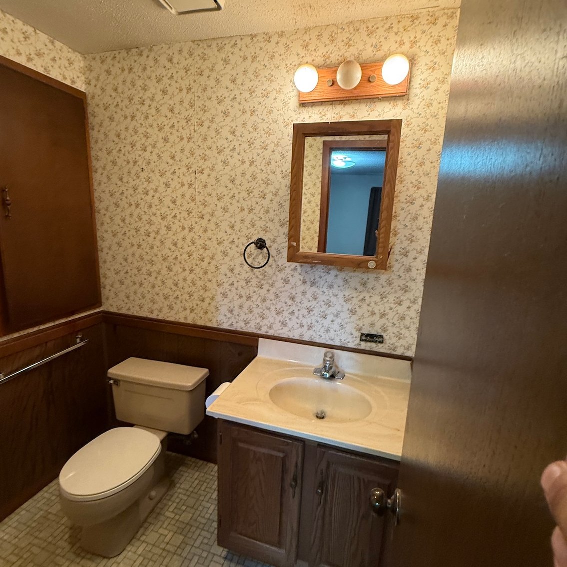 Image for Absolute Acreage Auction – 3.89 Acres with Remodeled Ranch Home,  Outbuilding & Pasture