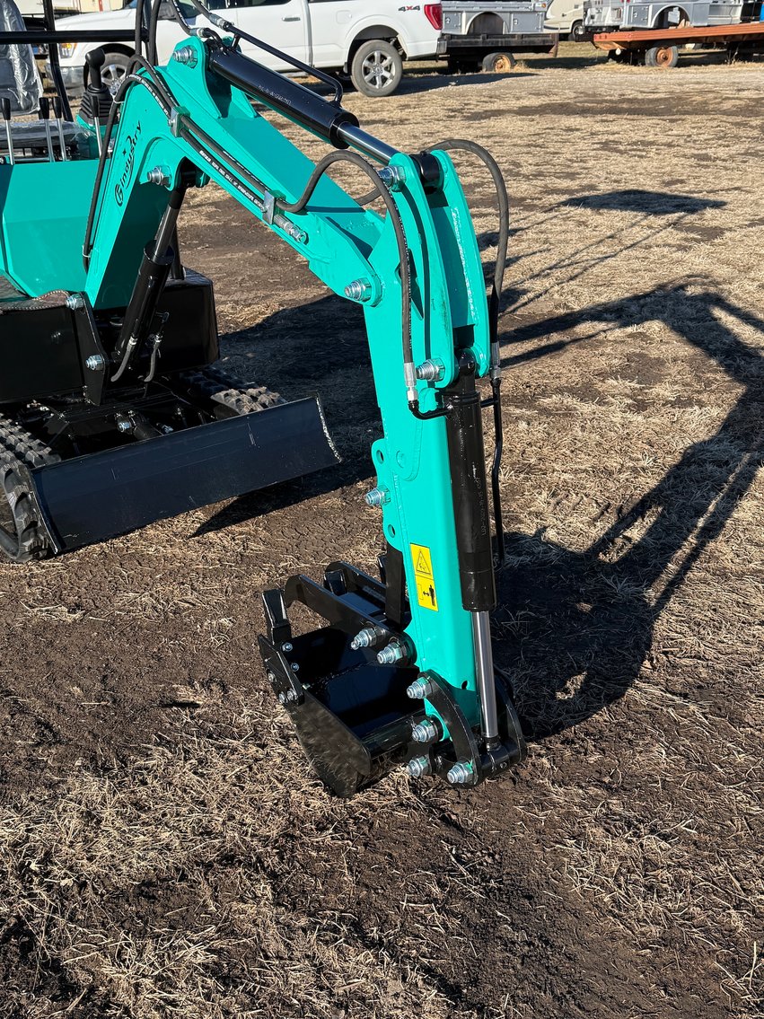 Image for March Container & New Equipment Online Only Auction