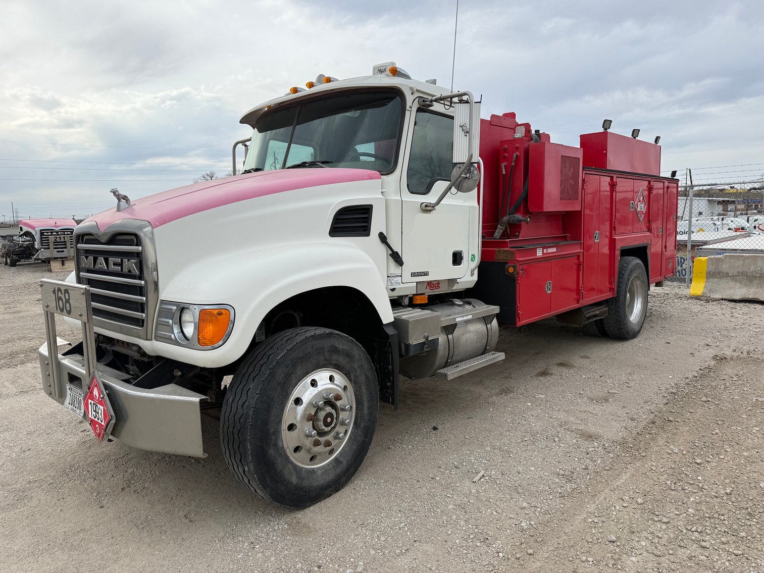 Image for Eastern Nebraska's Late Model Truck, Trailer, Construction & Farm Equipment No Reserve LIVE Auction