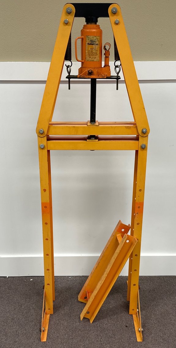 Image for Winter 2025 Gallery Auction