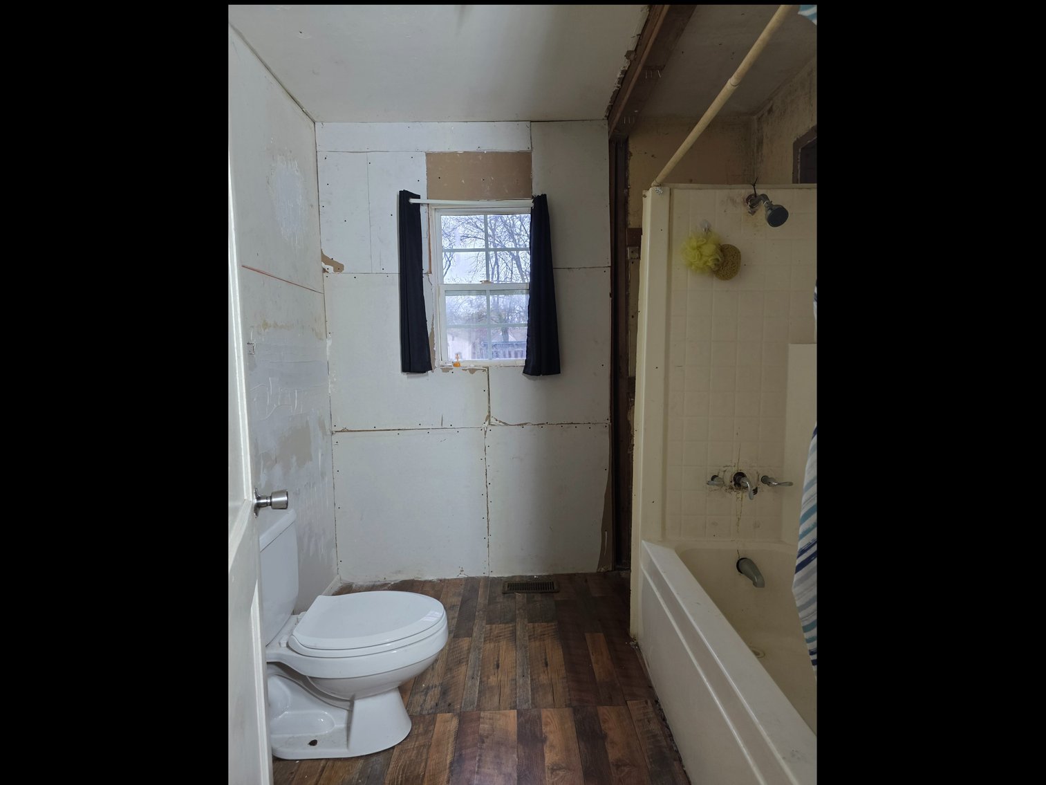 Image for Saturday November 22, 2025 11:00am - 636 Deery St. Shelbyville, TN 37160