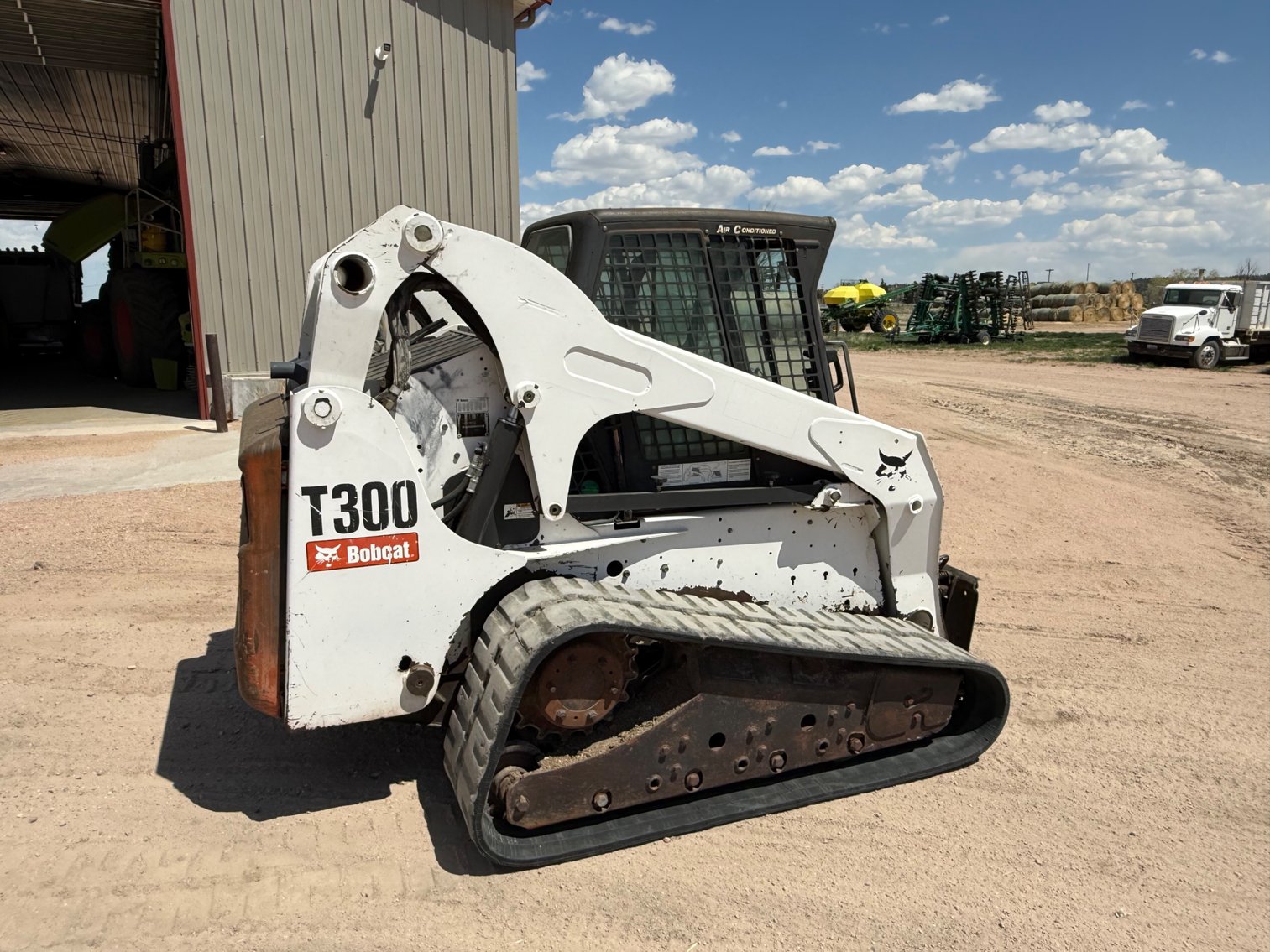 Image for 2009 Bobcat T300 Track Skid Steer