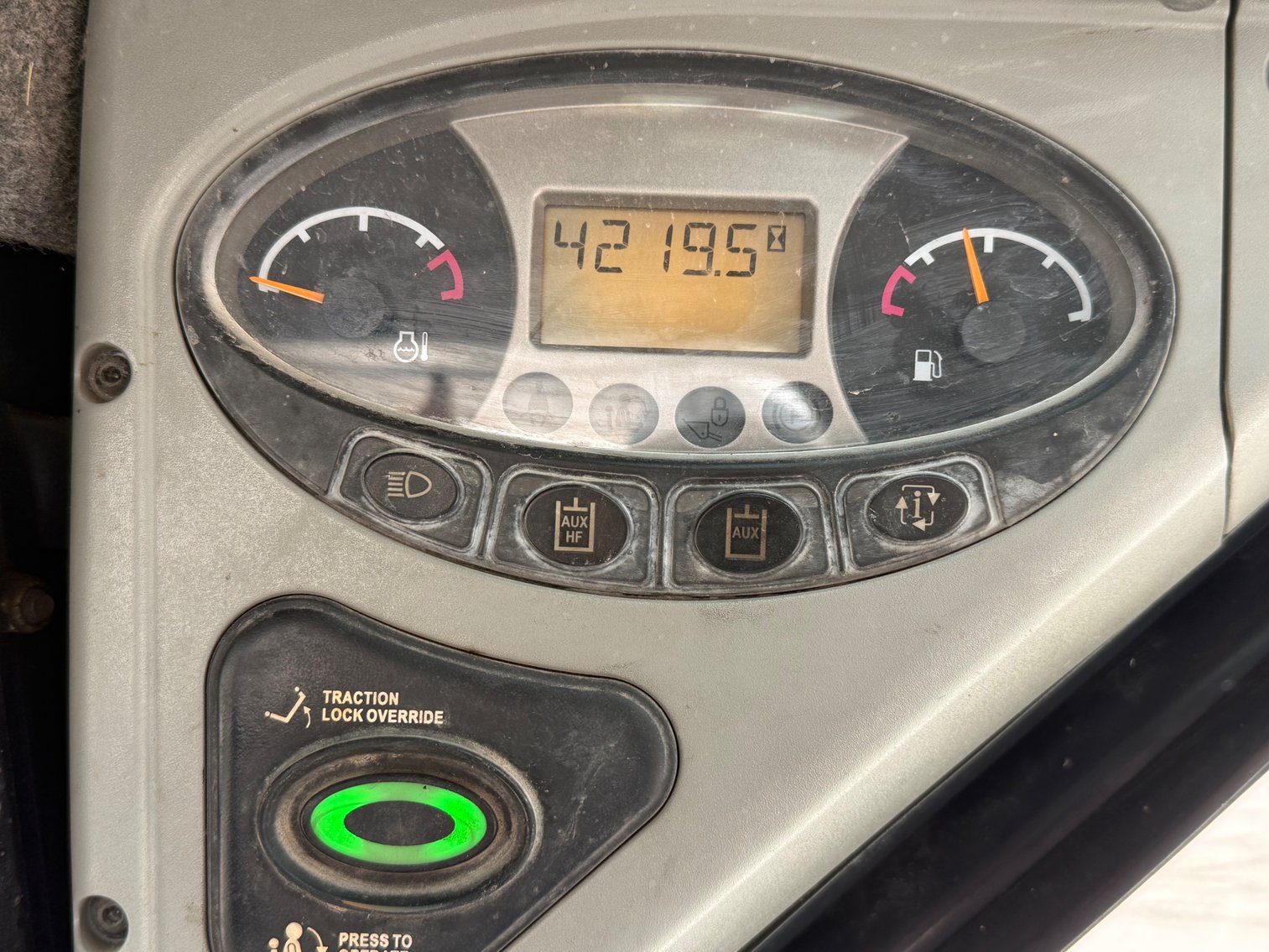 Image for 2009 Bobcat T300 Track Skid Steer