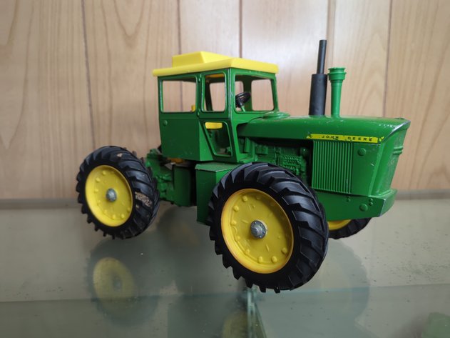 Image for Eugene Pagel John Deere Collection Online Auction