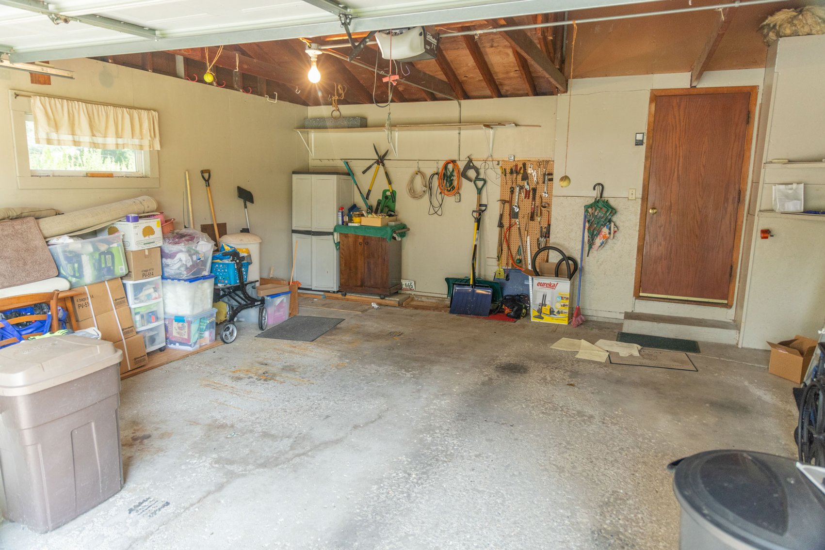 Image for Oconomowoc Ranch Home W395N5892 Laketon Ave For Sale by Online Bidding