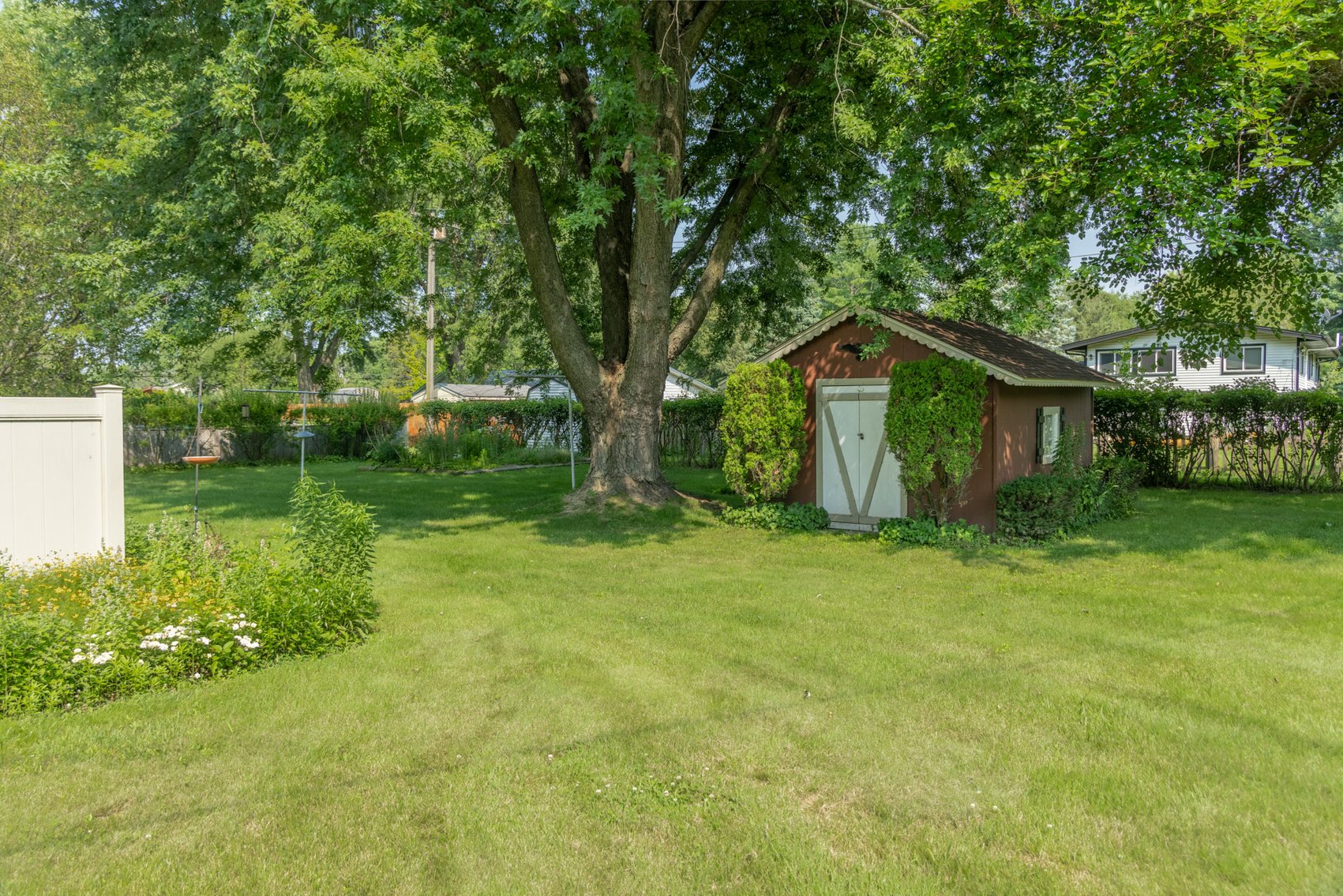 Image for Oconomowoc Ranch Home W395N5892 Laketon Ave For Sale by Online Bidding