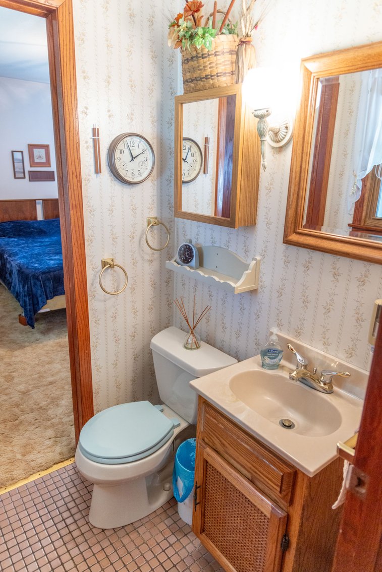 Image for Oconomowoc Ranch Home W395N5892 Laketon Ave For Sale by Online Bidding