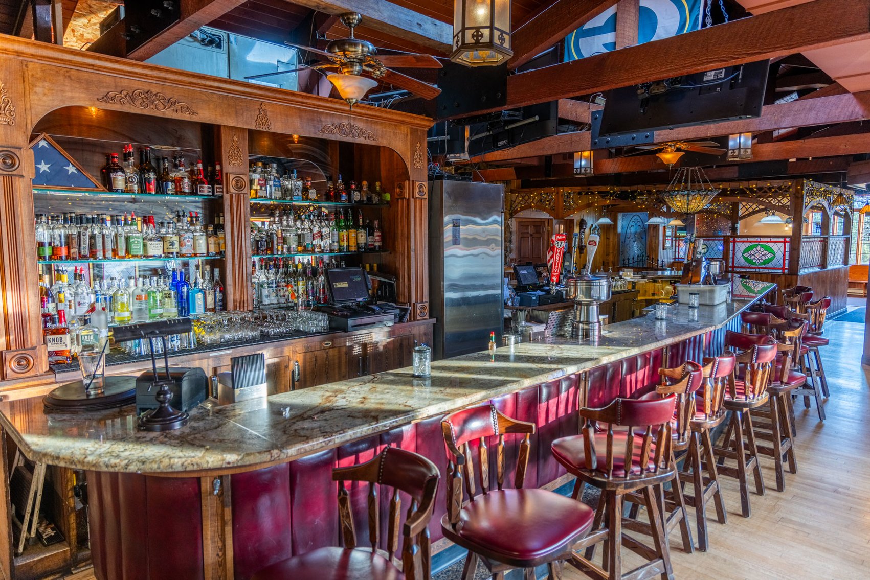 Image for Washington County Casual Family Pub & Restaurant For Sale