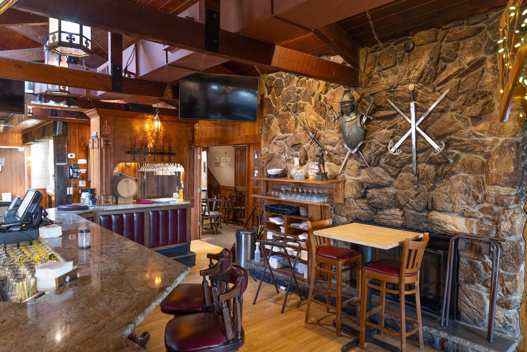 Image for Washington County Casual Family Pub & Restaurant For Sale