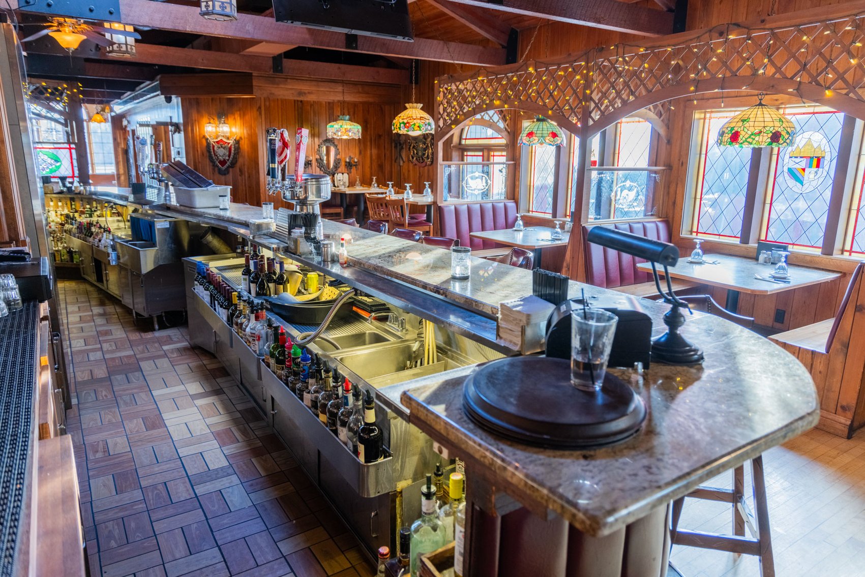 Image for Washington County Casual Family Pub & Restaurant For Sale
