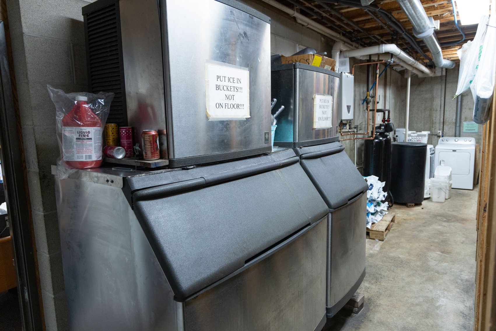 Image for Washington County Casual Family Pub & Restaurant For Sale