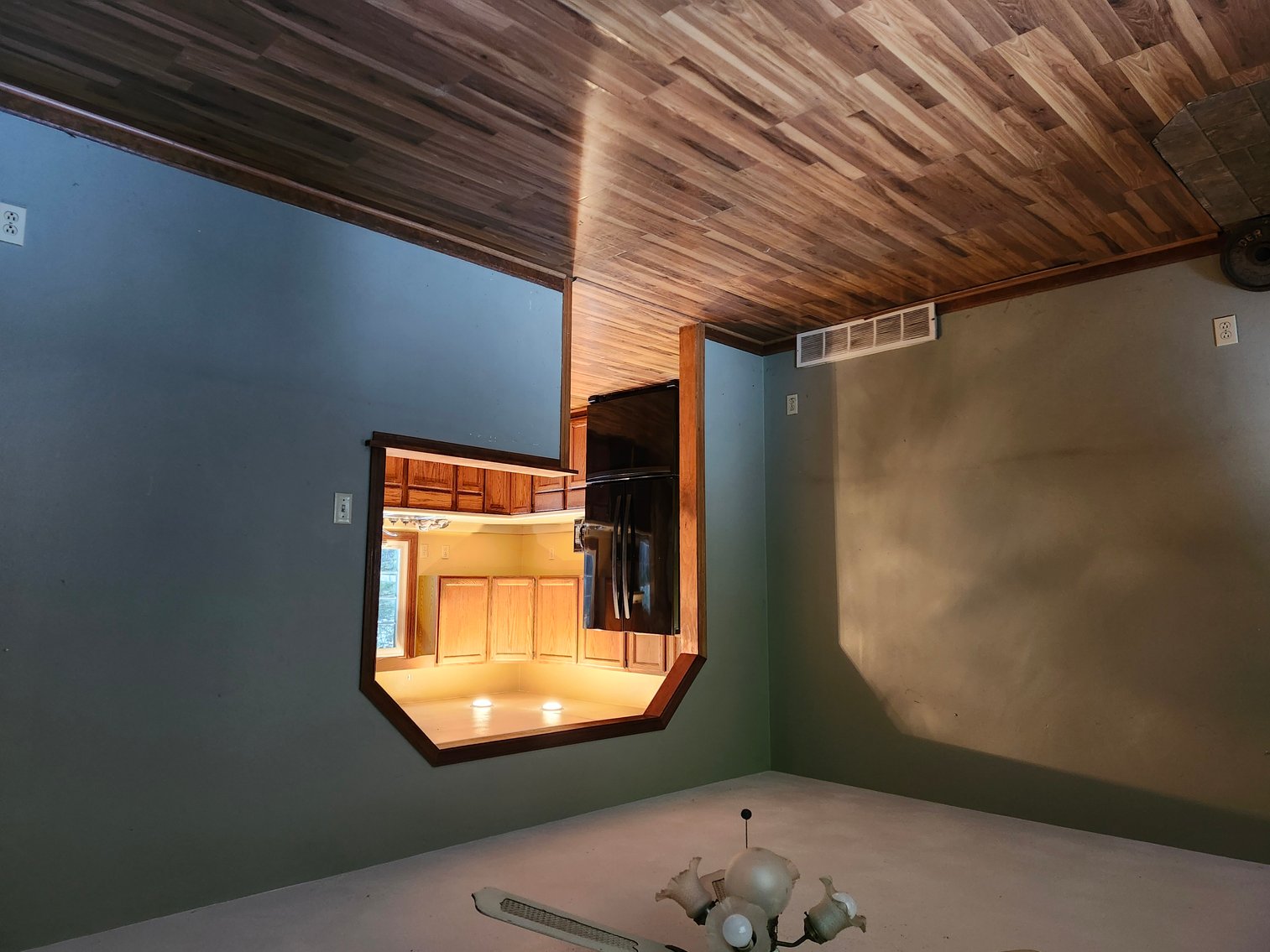 Image for 205 Alvin Circle, Beaver Dam – Online Bidding for Quiet Cul-de-Sac Home