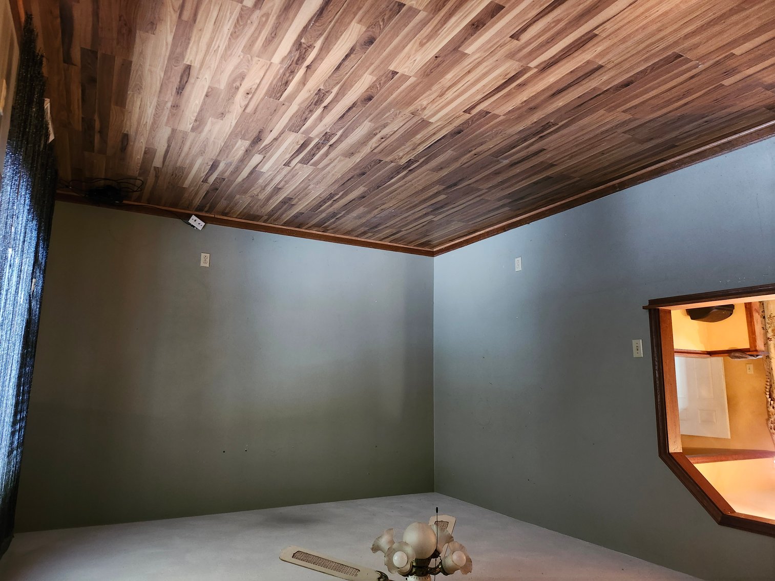 Image for 205 Alvin Circle, Beaver Dam – Online Bidding for Quiet Cul-de-Sac Home