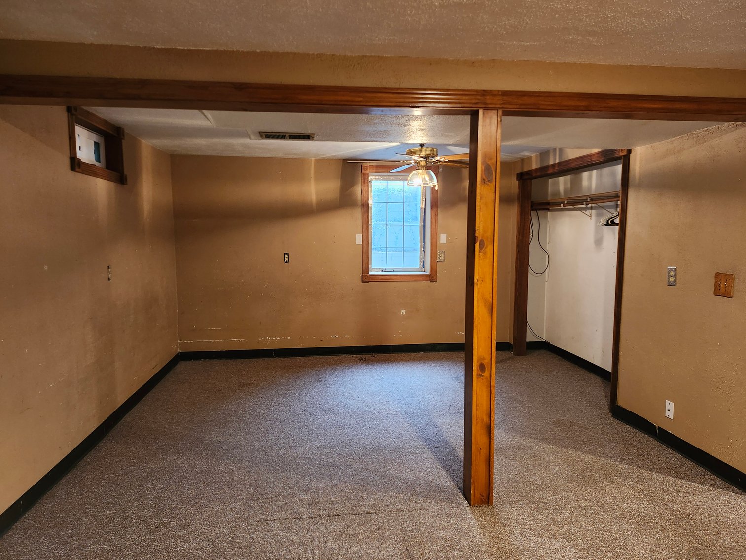 Image for 205 Alvin Circle, Beaver Dam – Online Bidding for Quiet Cul-de-Sac Home