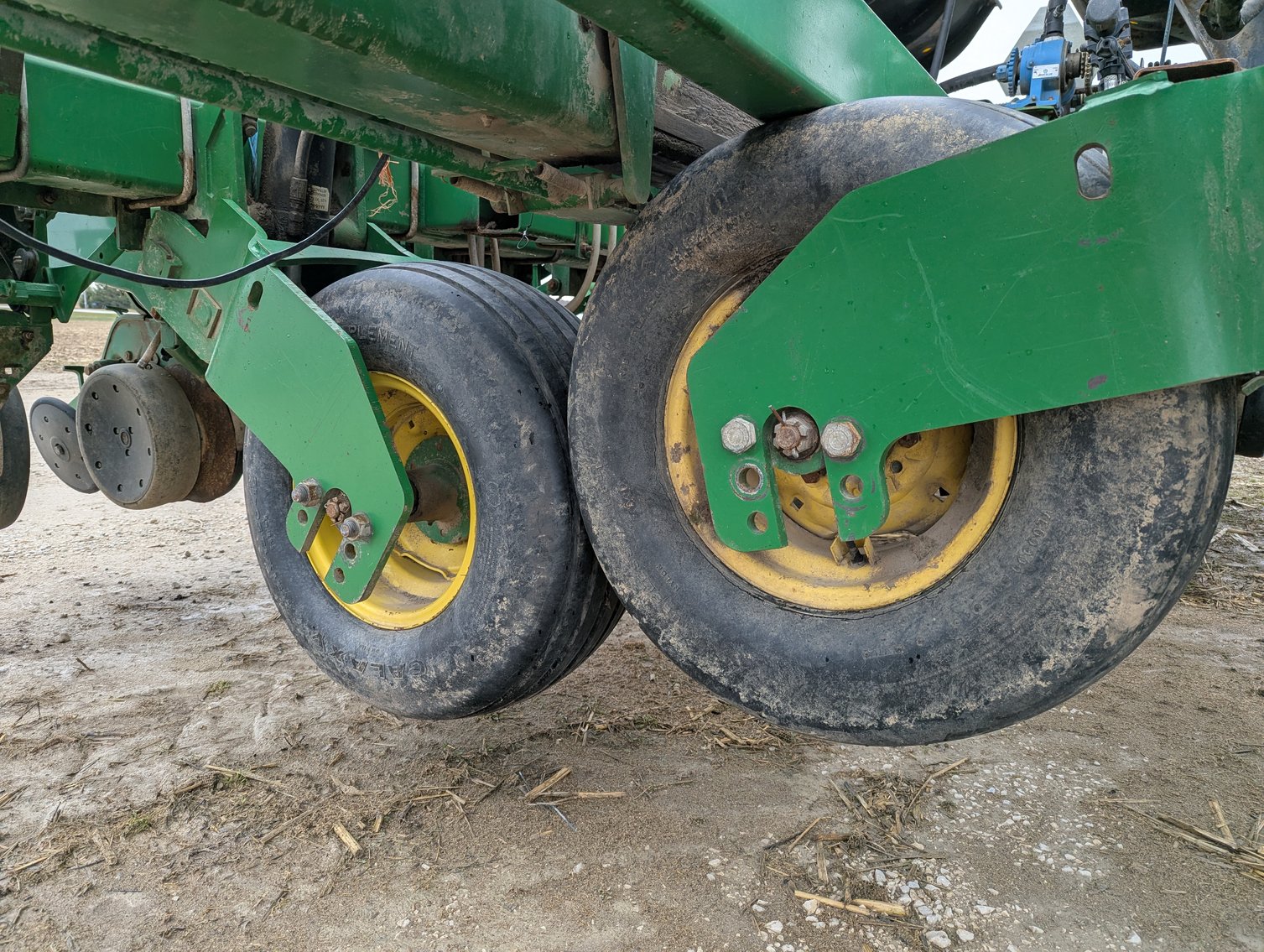 Image for Auction Time: 2002 John Deere 1780 16R22 Planter