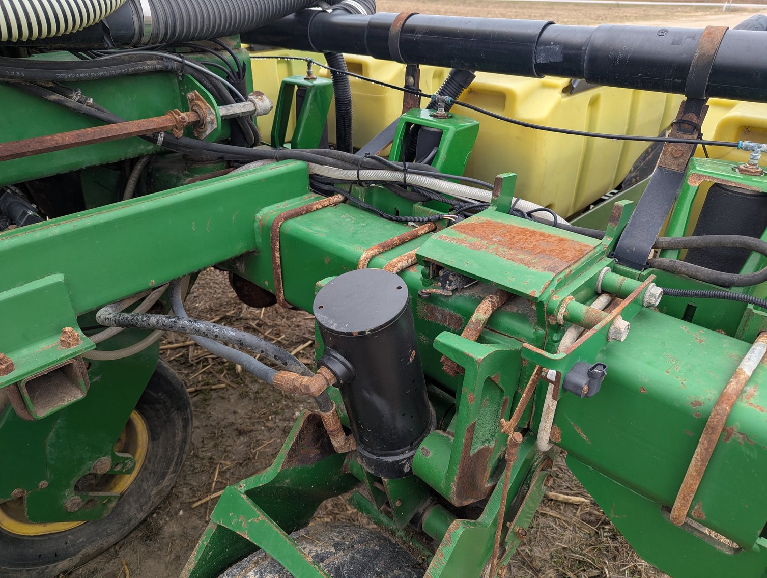 Image for Auction Time: 2002 John Deere 1780 16R22 Planter