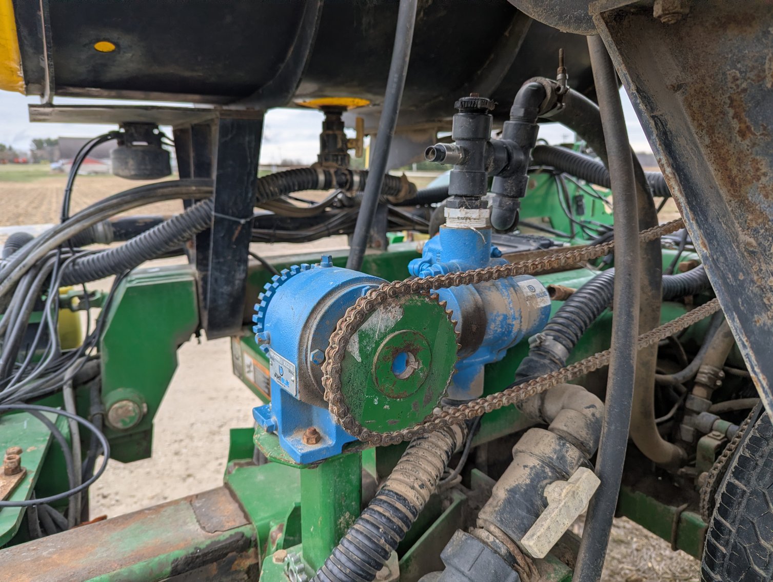 Image for Auction Time: 2002 John Deere 1780 16R22 Planter