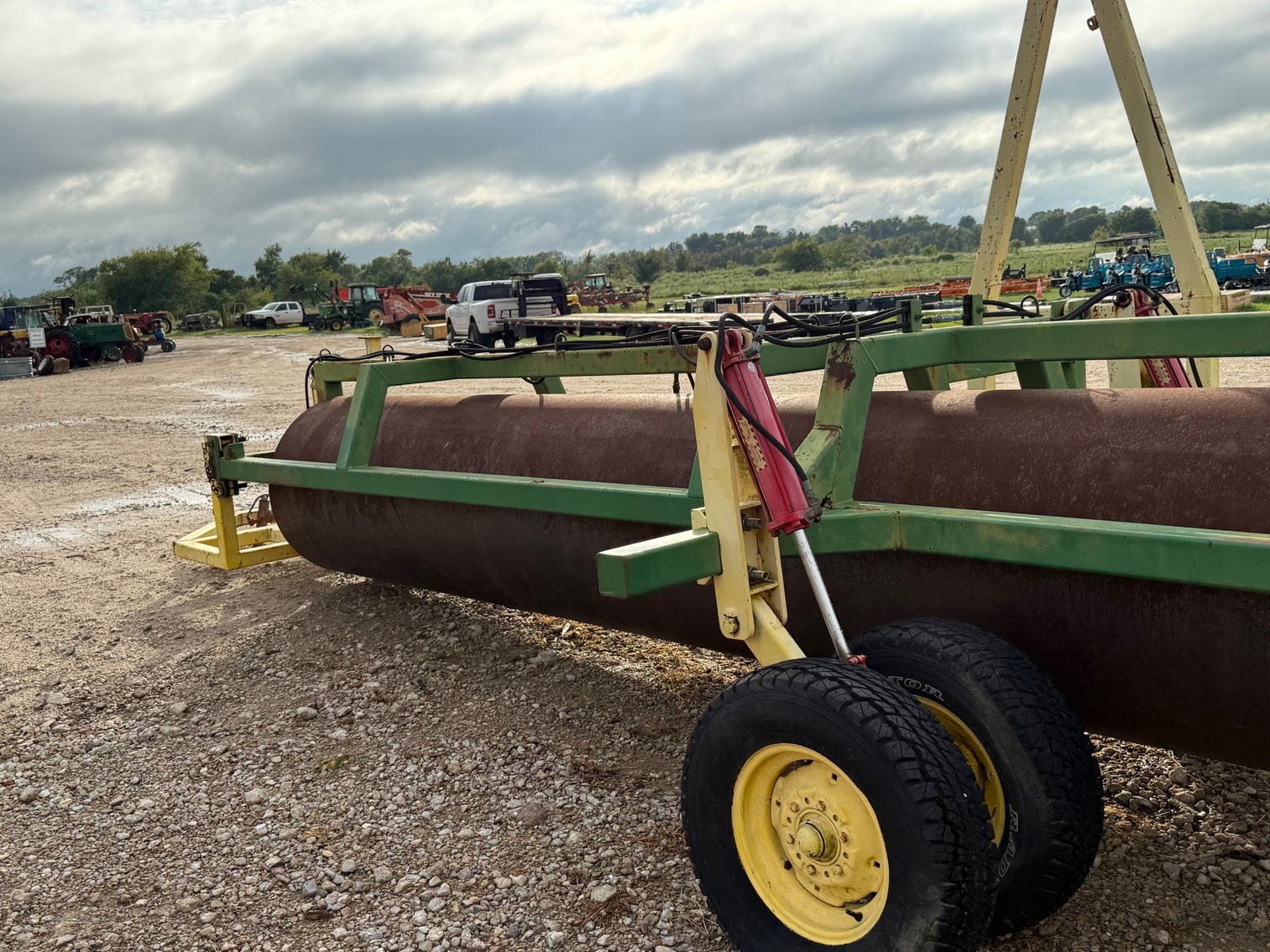 Image for 21’ Pull Type Drum Roller