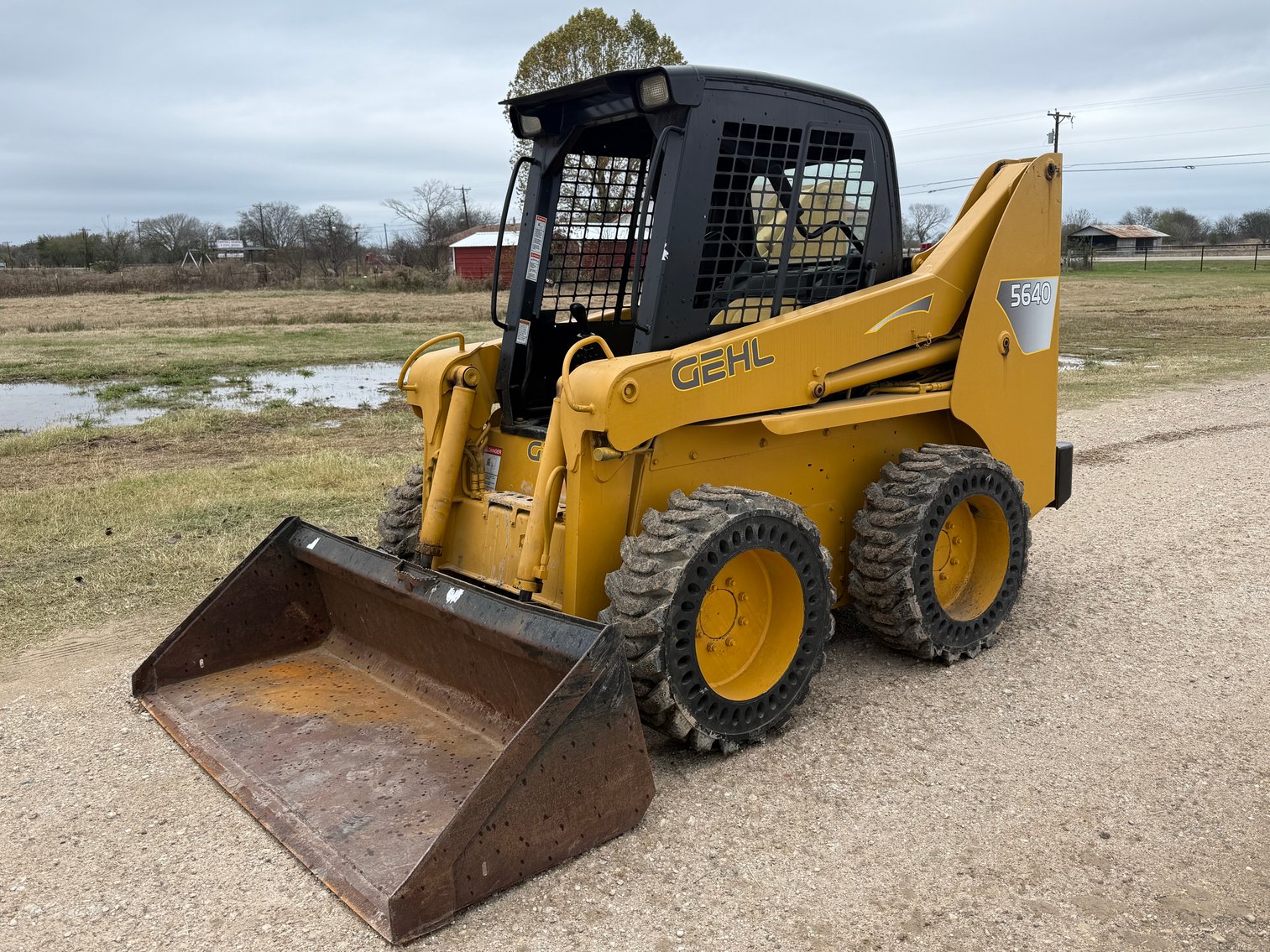 Image for Year-End Online Yard Clean-Out Auction