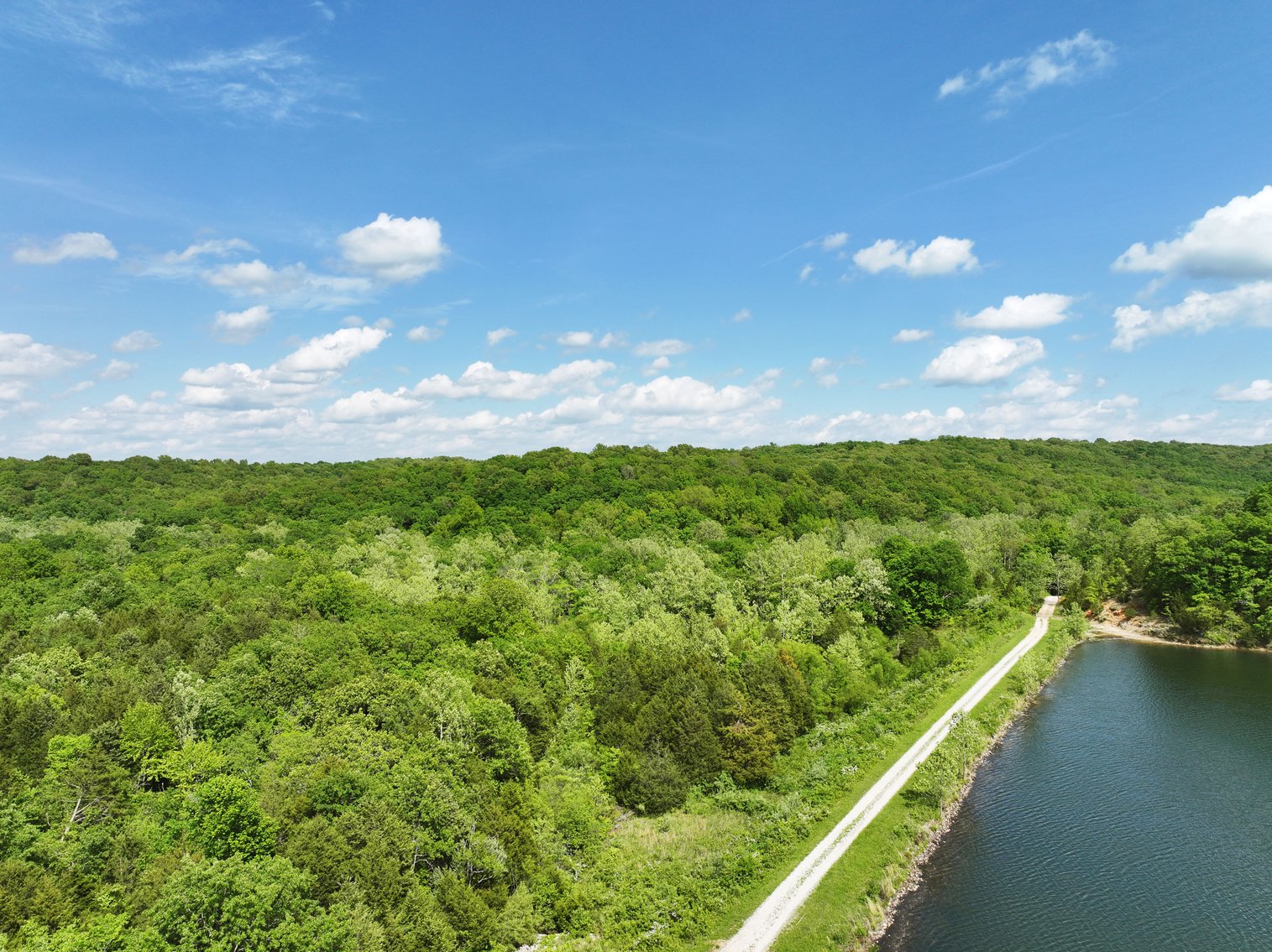 Image for Hidden Valley Lane, Ste Genevieve, MO 63670 (MLS #24027731 )